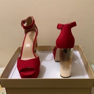 Brand new Michael Koran heels. Comes with box. Women’s sz. 8.5